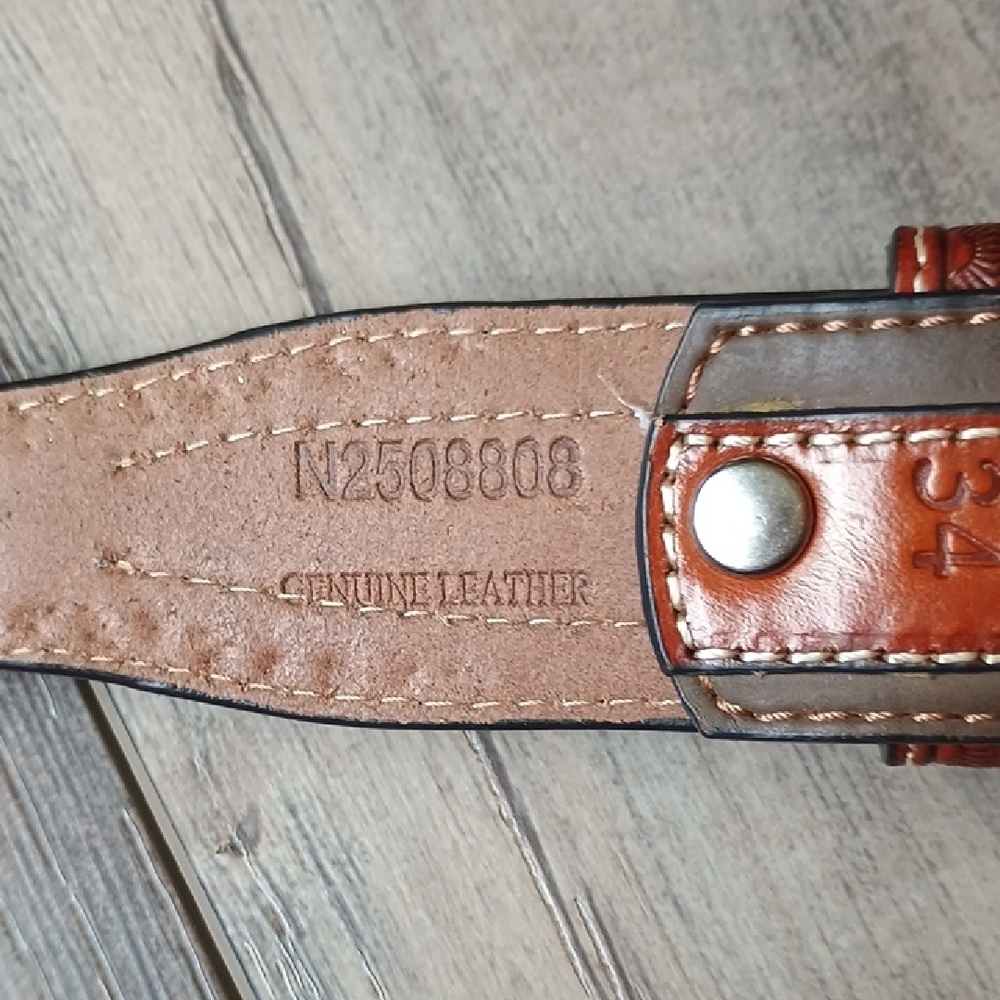 Nocona Brown and Silver Belt Bag - Picture 6 of 13